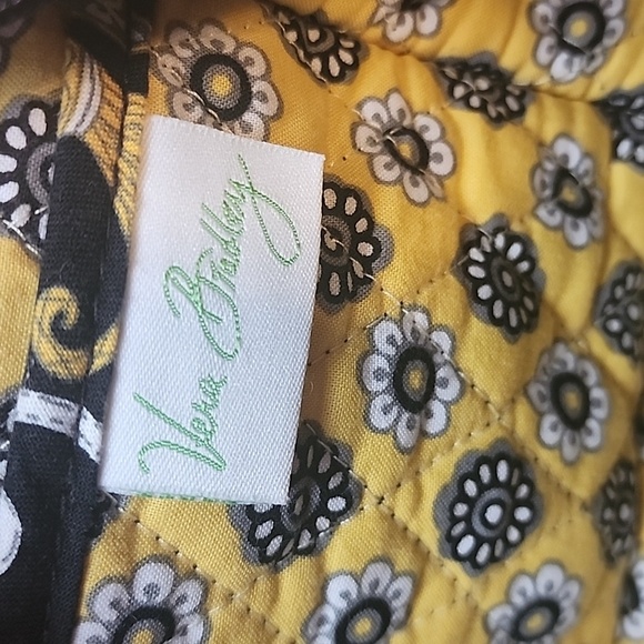 Vera Bradley Black and Yellow Floral Women's Bag - Picture 6 of 6